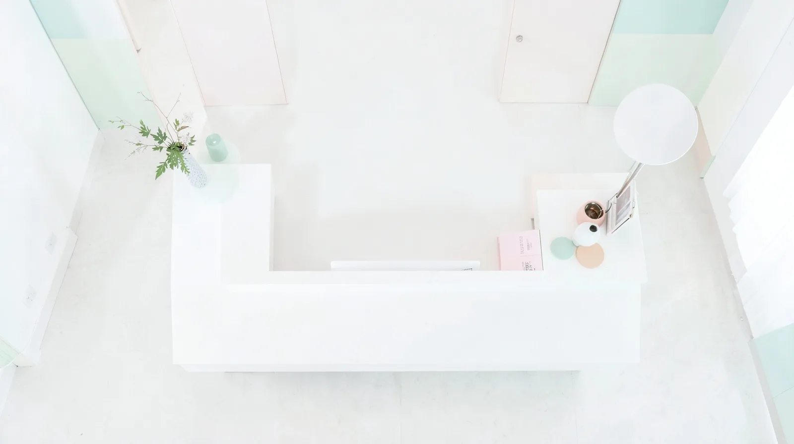 تصویر شاخص خبر: چرخش استراتژیک در Airbnb؛ برایان چسکی از ایدئولوژی ضد هتل عبور می‌کند