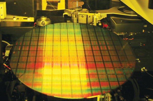 chip-wafer-golden-in-production-line-circle