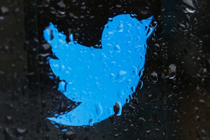 twitter-logo-glass-water-drop